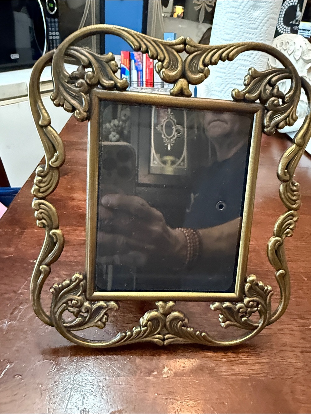Vintage Brass picture frame from the 1970s